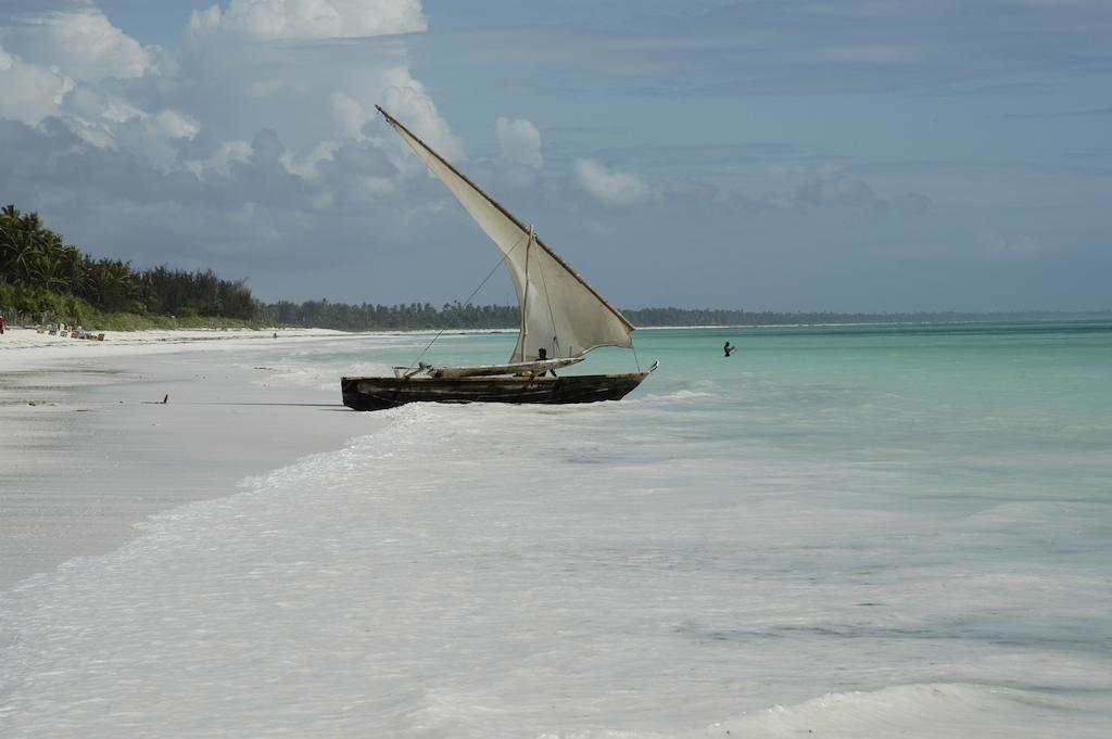 Ocean Paradise Resort & Spa Pwani Mchangani Exterior photo
