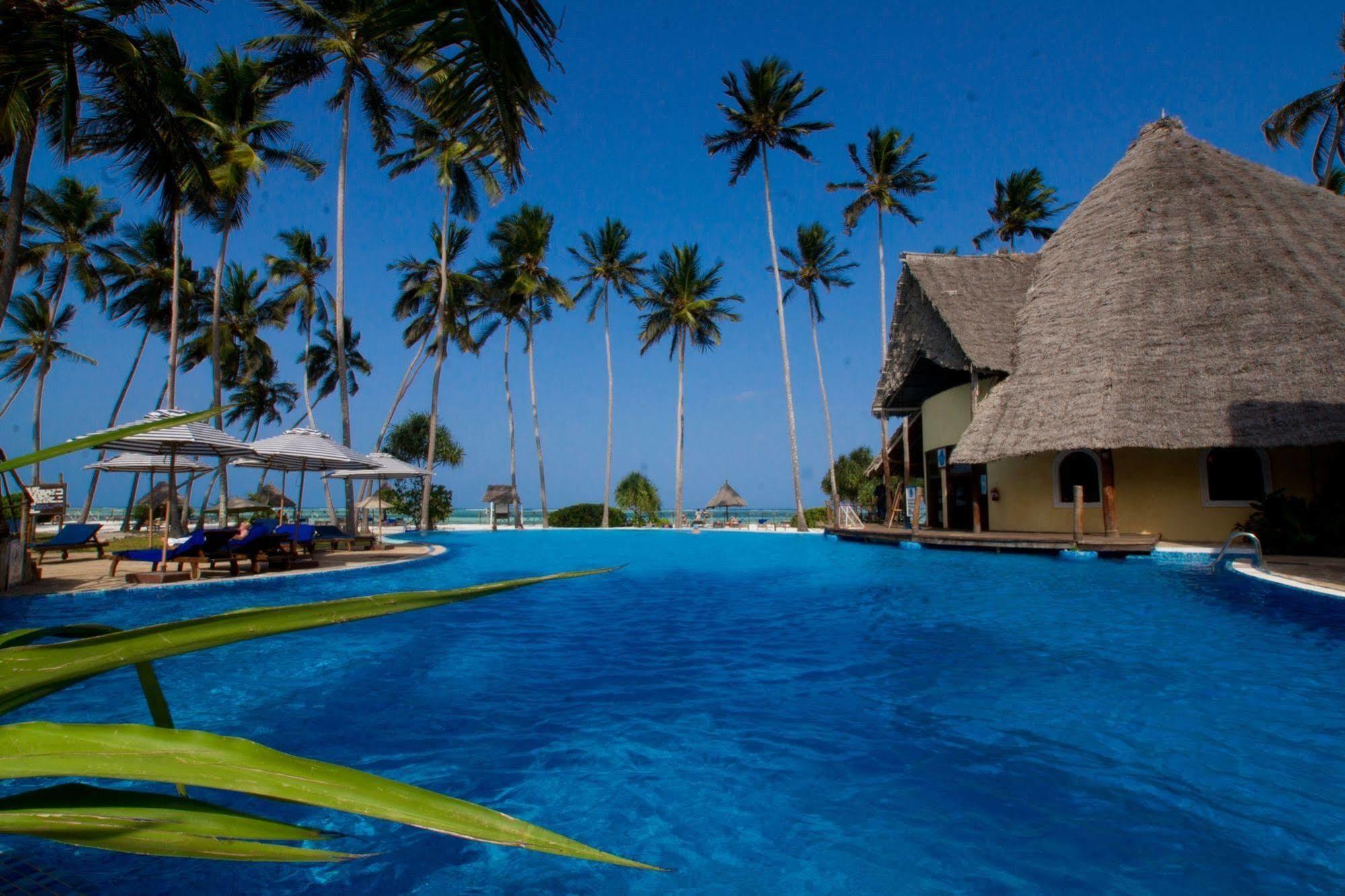 Ocean Paradise Resort & Spa Pwani Mchangani Exterior photo